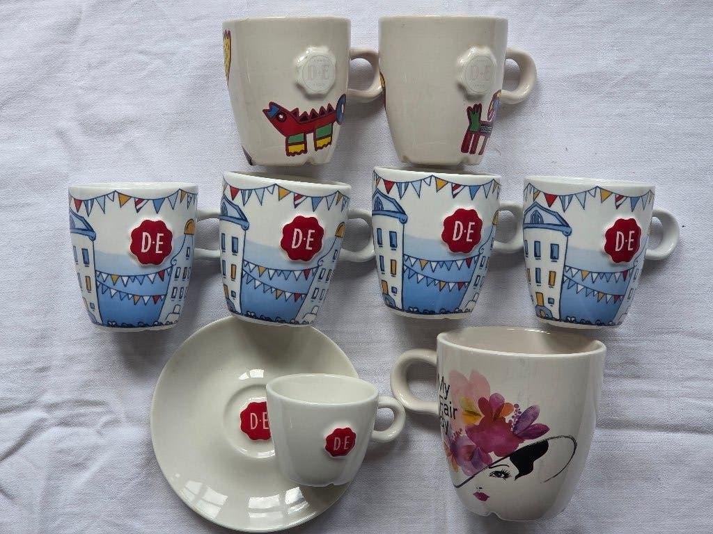 DE Douwe Egberts: 4 grachtenpand, 2 Carels, 2 My Fair Lady, Ophalen of Verzenden, Zo goed als nieuw, Overige stijlen, Kop(pen) en/of Schotel(s)
