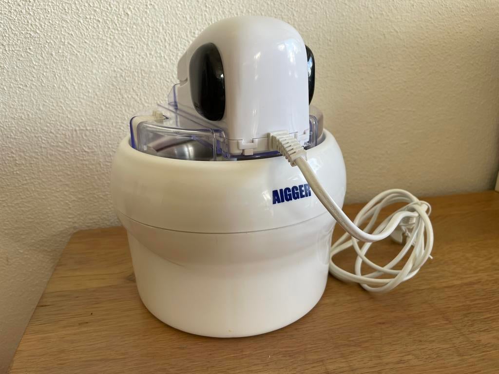 Ice cream maker (z.g.a.n.), Witgoed en Apparatuur, IJsmachines, Ophalen of Verzenden, Zo goed als nieuw
