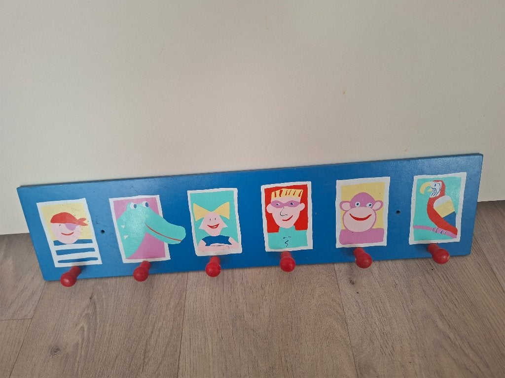Kinderkapstok IKEA vintage, Wandkapstok, Ophalen of Verzenden, Zo goed als nieuw, Minder dan 100 cm