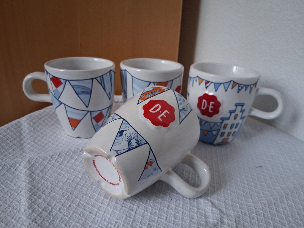 Douwe Egberts senseomokjes vlaggen, Zo goed als nieuw, Overige stijlen, Aardewerk, Mok