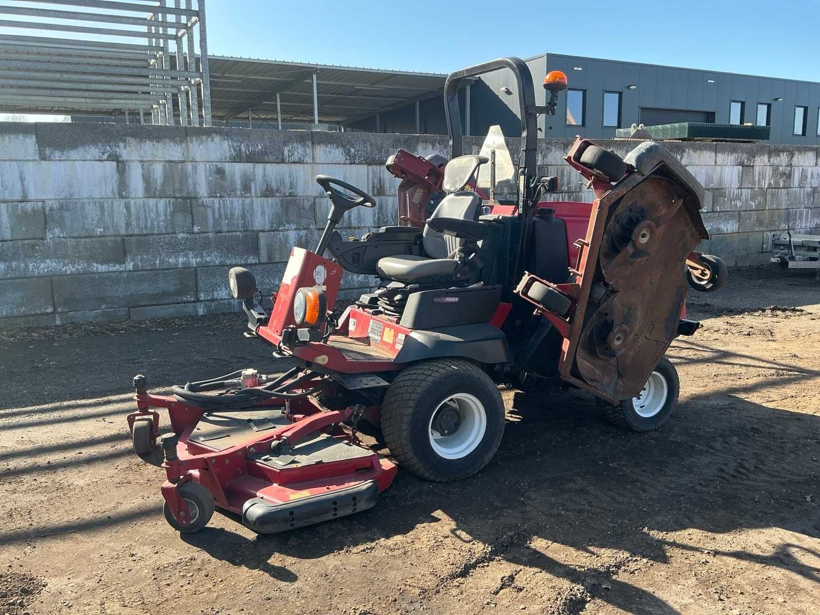 2005 Toro Groundmaster 4000D Zitmaaier Defect, Maaier