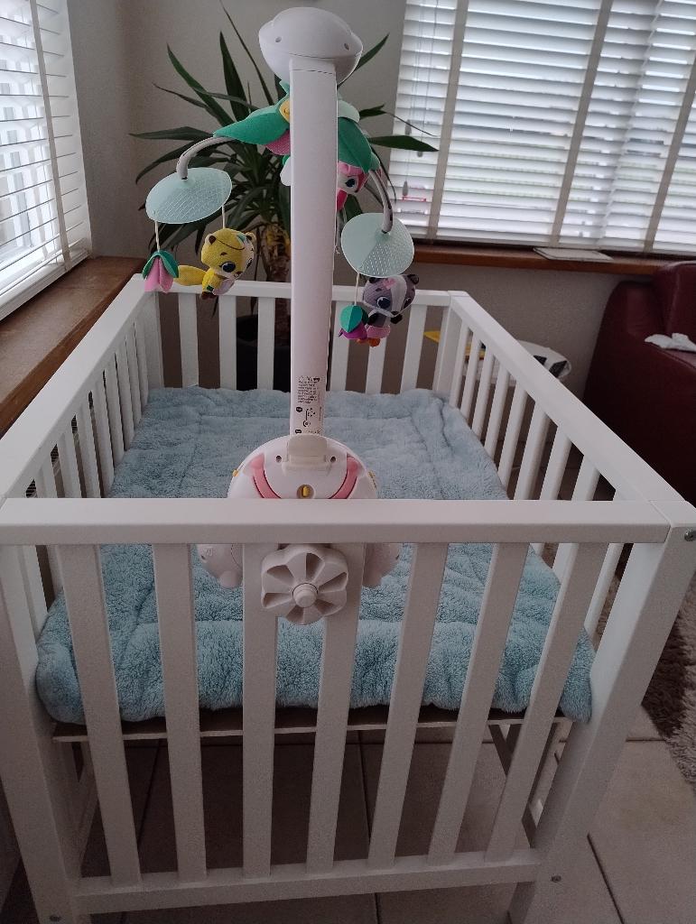 Baby box, Kinderen en Baby's, Boxen, Ophalen, Zo goed als nieuw, Vierkant, In hoogte verstelbaar