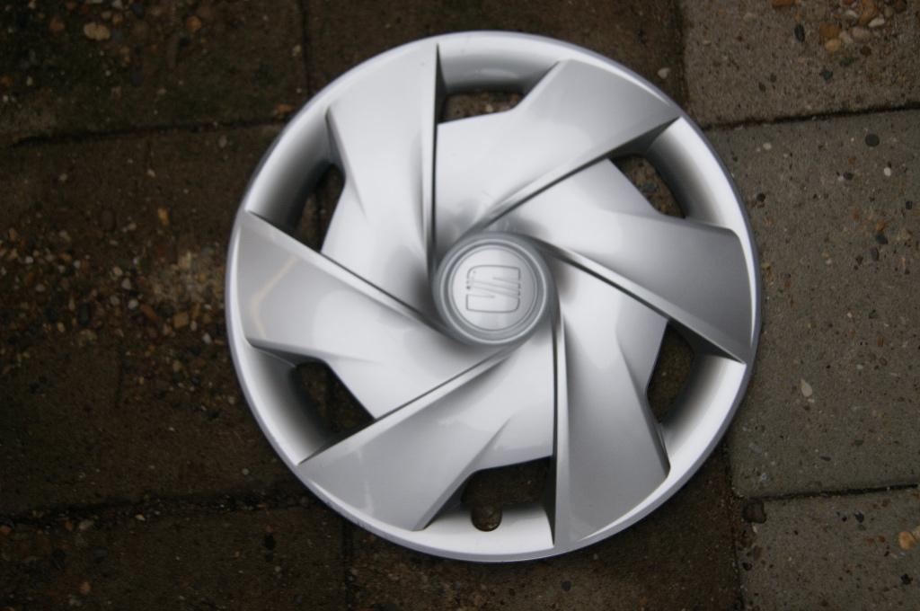 1 losse originele wieldop Seat Ibiza 15 inch (Model 1), Ophalen of Verzenden, Gebruikt