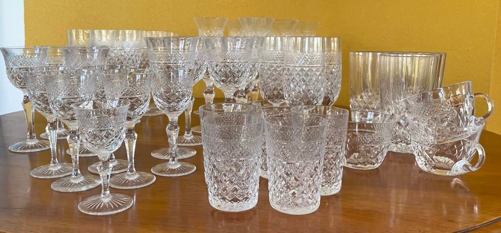 Mooie set antieke glazen van Josian (Patrician Catarina), Ophalen