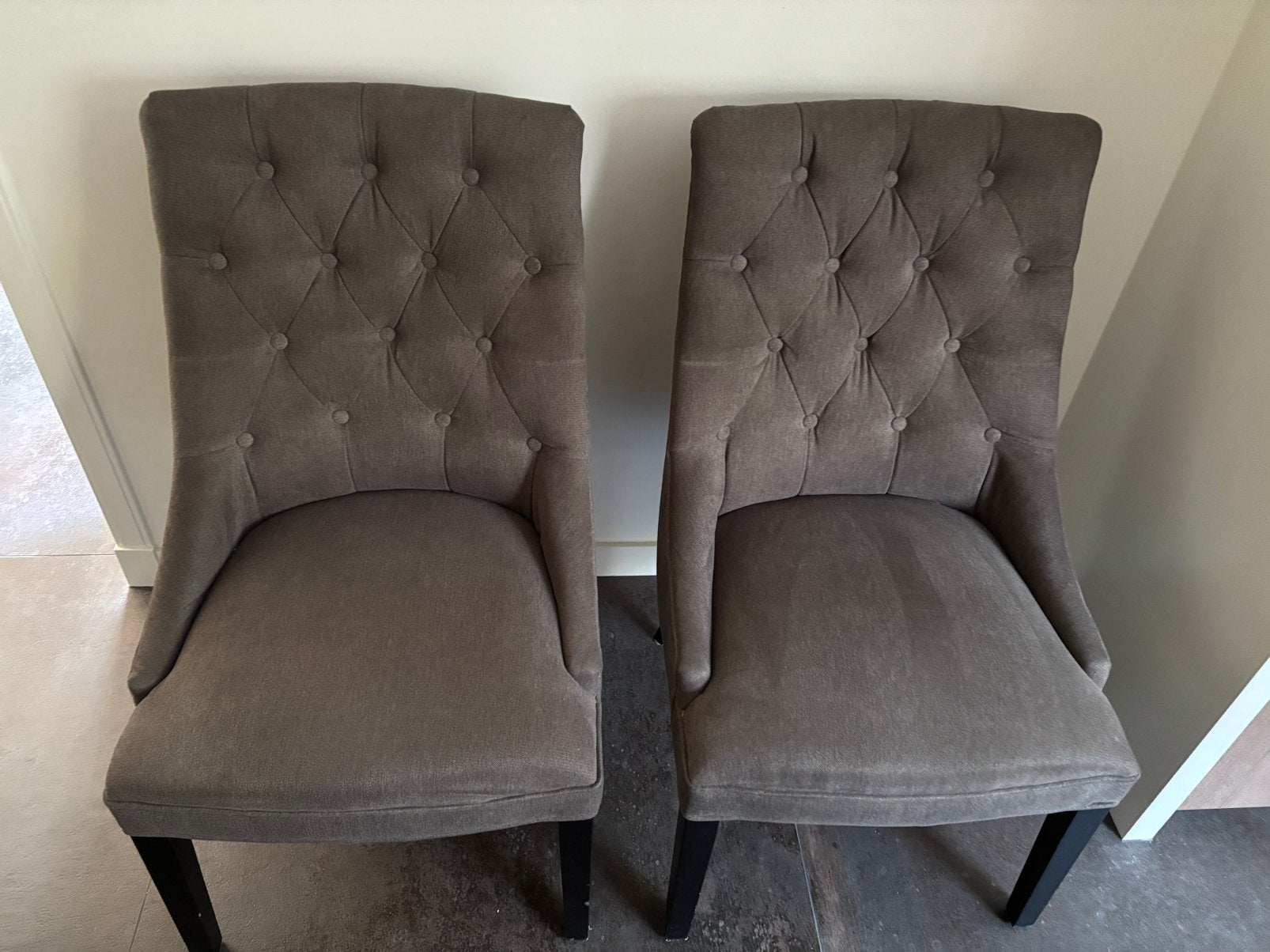 Eetkamerstoel kleur taupe, Ophalen, Overige kleuren, Klassiek, Zo goed als nieuw