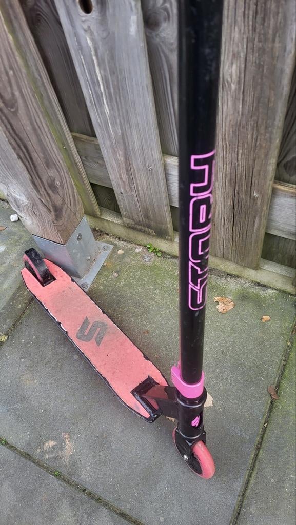 Story Stuntstep Zwart/Roze - Pumptrack & Skatebaan, Ophalen