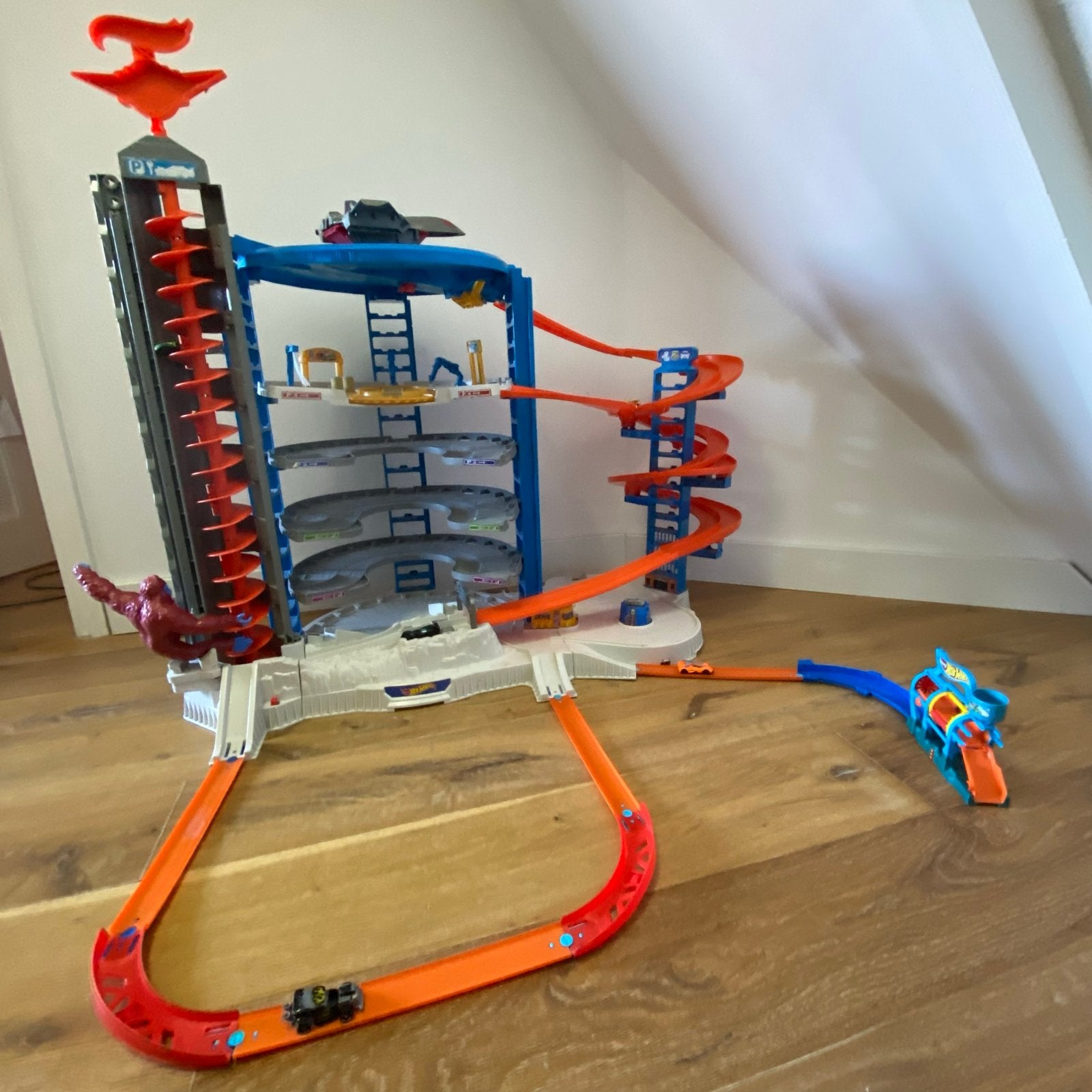 Hot Wheels Ultimate Garage met racebaan 140 parkeerplaatsen, Ophalen, Hot Wheels, Elektrisch, Racebaan