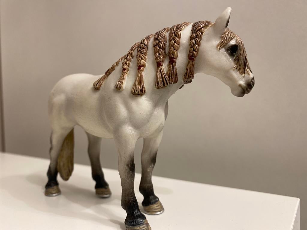Schleich Andalusiër met Vlechten ~ 13668, Ophalen of Verzenden, Zo goed als nieuw, Paard, Beeldje of Figuurtje