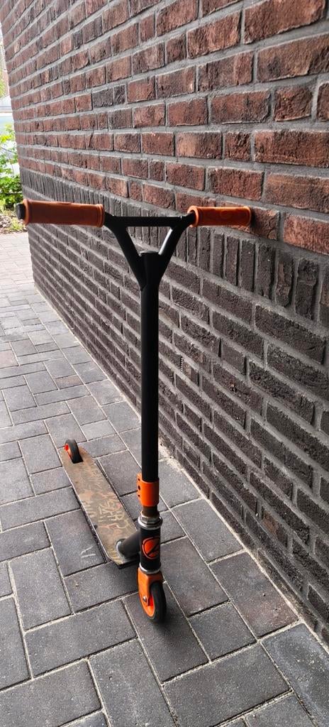 Amigo stuntstep met oranje accenten - Gebruikt, Ophalen, Gebruikt, Gewone step, Amigo