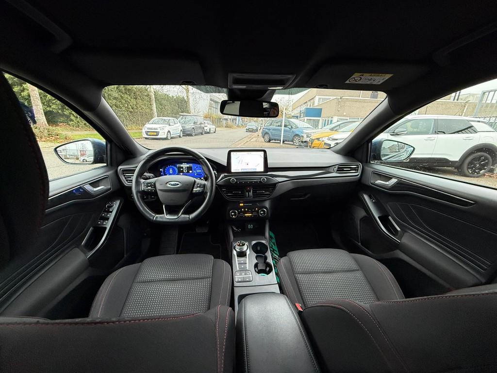 Ford Focus Wagon 2.0 EcoBlue ST Line X Business, Navi inc BT, Stof, Lichtsensor, 4 cilinders, 150 pk