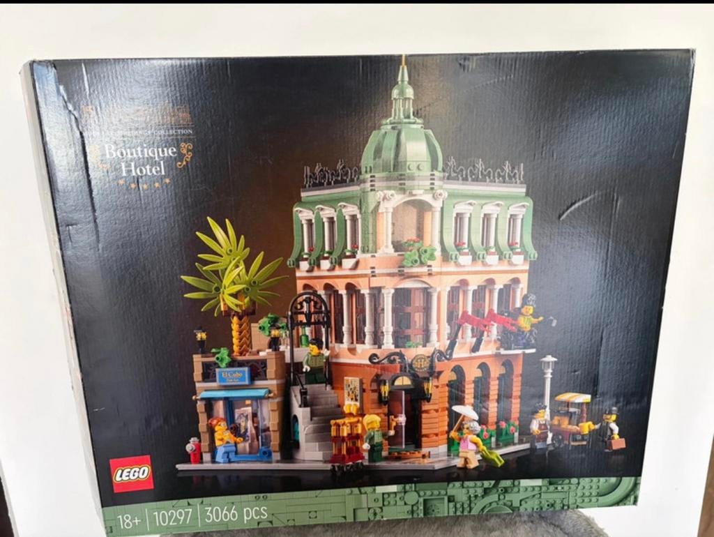 Lego icon 10297 boetiekhotel, Overige merken, 50 Hz, Ophalen of Verzenden, Zo goed als nieuw