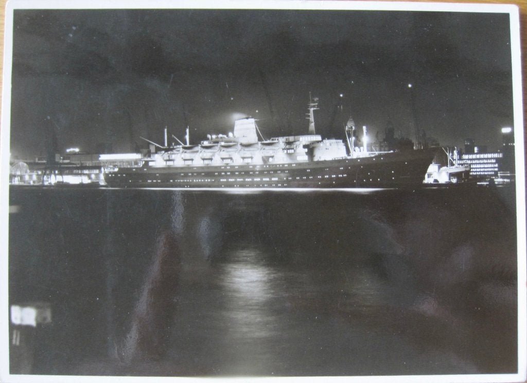 ss Statendam bij avond op nieuwe ansichtkaart, Verzenden, 1980 tot heden, Ongelopen, Overige thema's