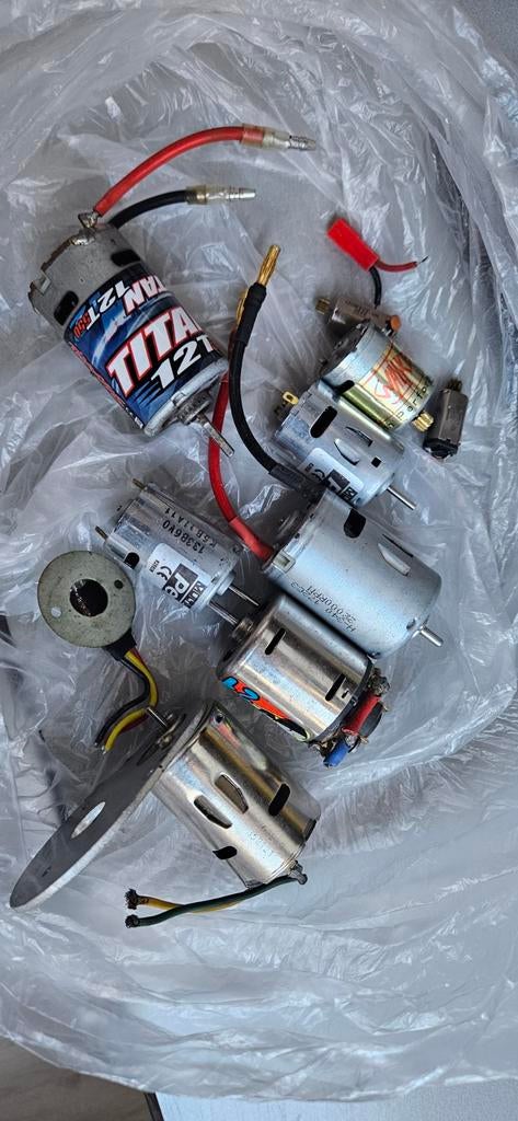 Brushed RC motoren, diverse modellen / Traxxas, Ophalen of Verzenden, Gebruikt