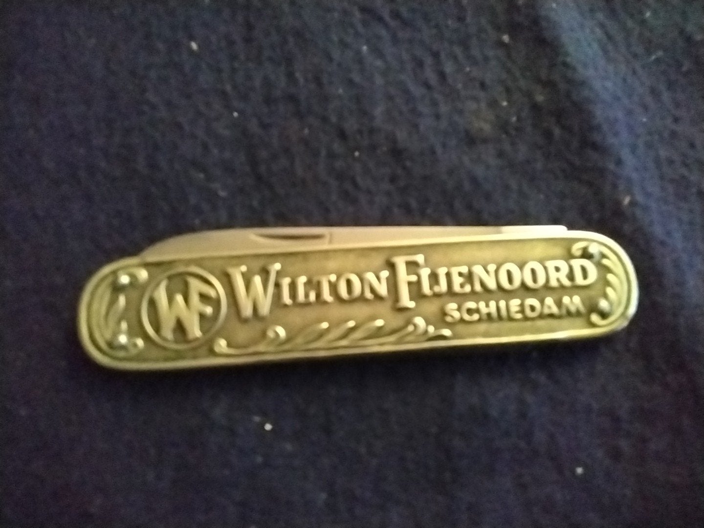 Zakmes  Wilton feijenoord, Verzamelen, Merken en Reclamevoorwerpen, Verzenden, Gebruiksvoorwerp