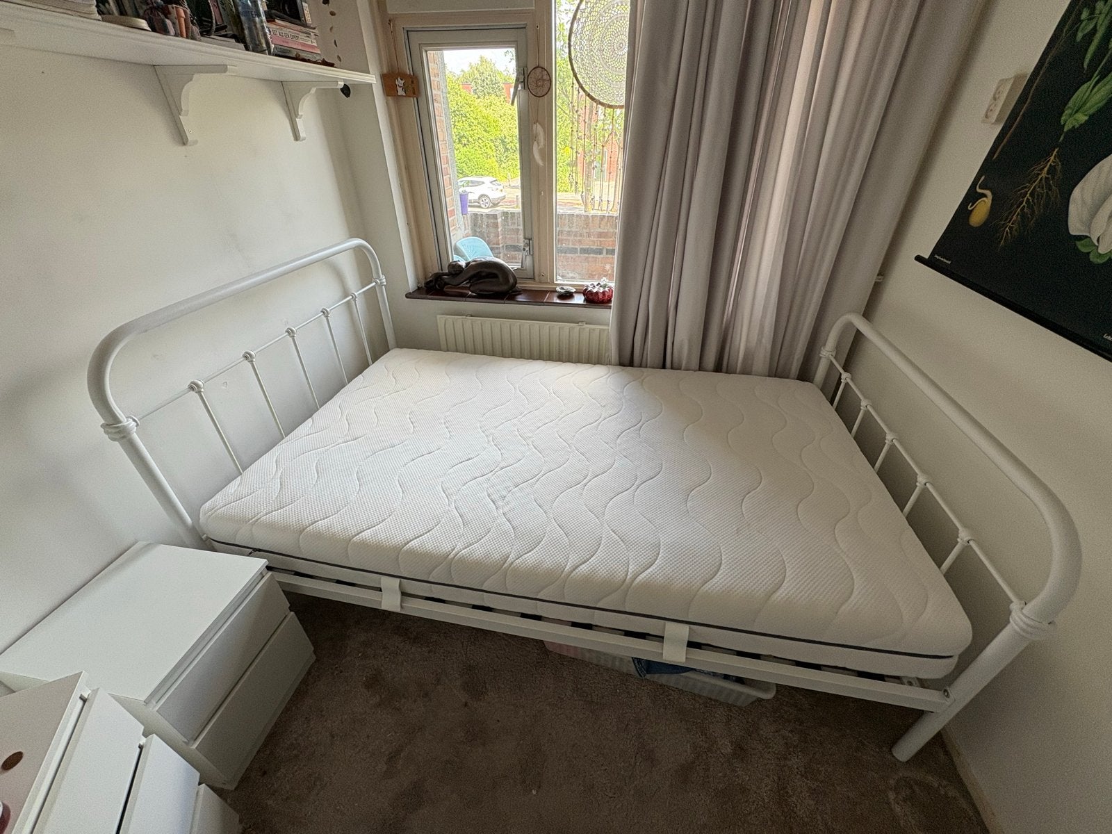 Wit metalen bedframe met matras - 120x200 cm, Ophalen, Gebruikt, Wit, Tweepersoons