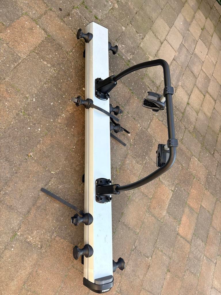 Thule Fietsendrager voor Camper Garage - 2 Fietsen, Gebruikt, Ophalen of Verzenden, Fietsendrager-accessoire, 2 fietsen