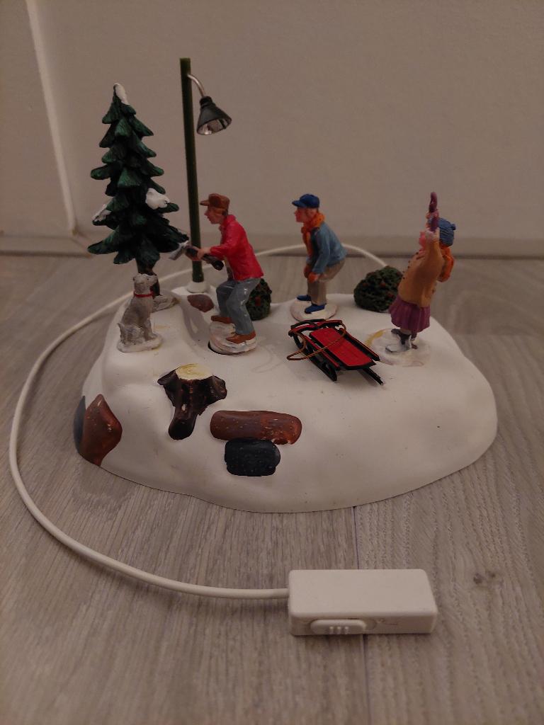 Lemax kerstdorpset houthakker (bewegend en licht), Ophalen, Zo goed als nieuw