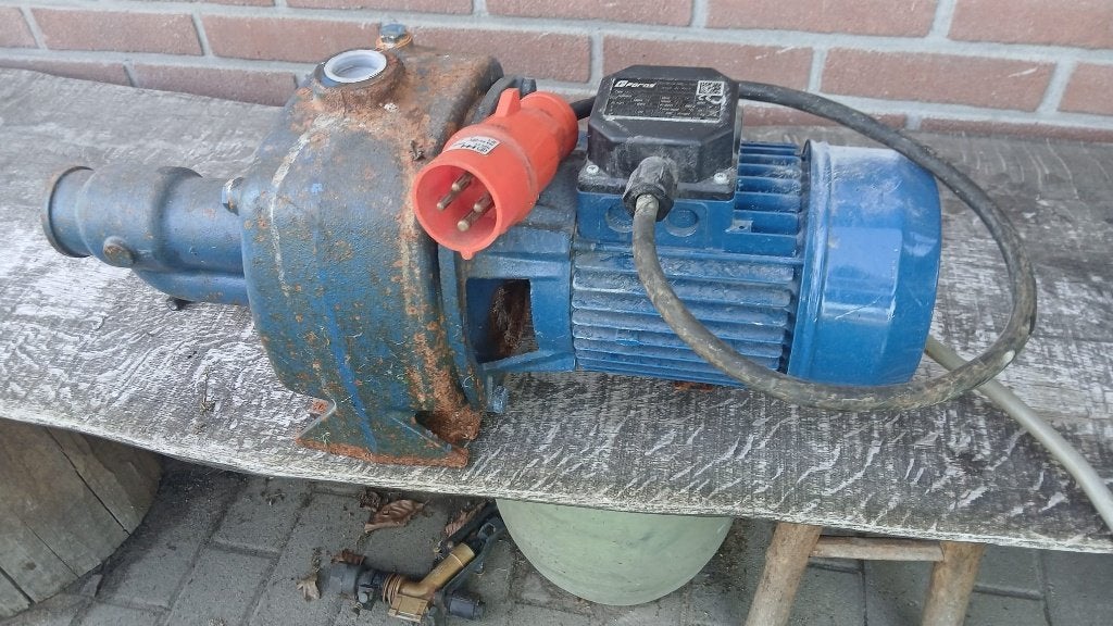 Waterpomp, Ophalen, Gebruikt