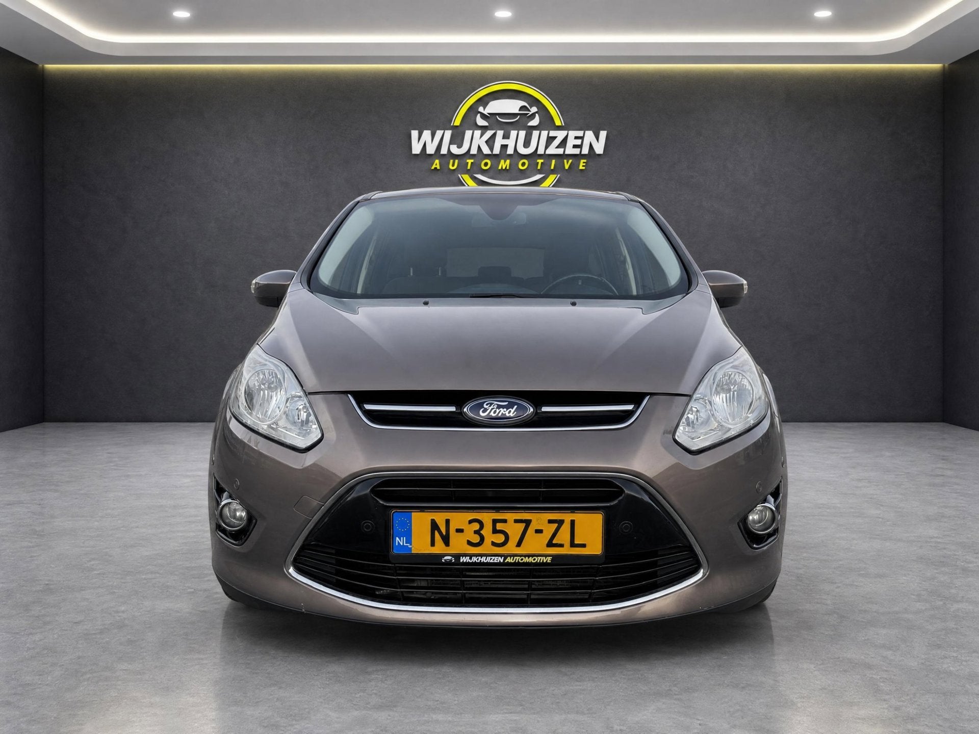 Ford C-Max 1.0 Titanium met Climate ! Camera ! Navigatie ! N, Voorwielaandrijving, Euro 5, Gebruikt, Zwart