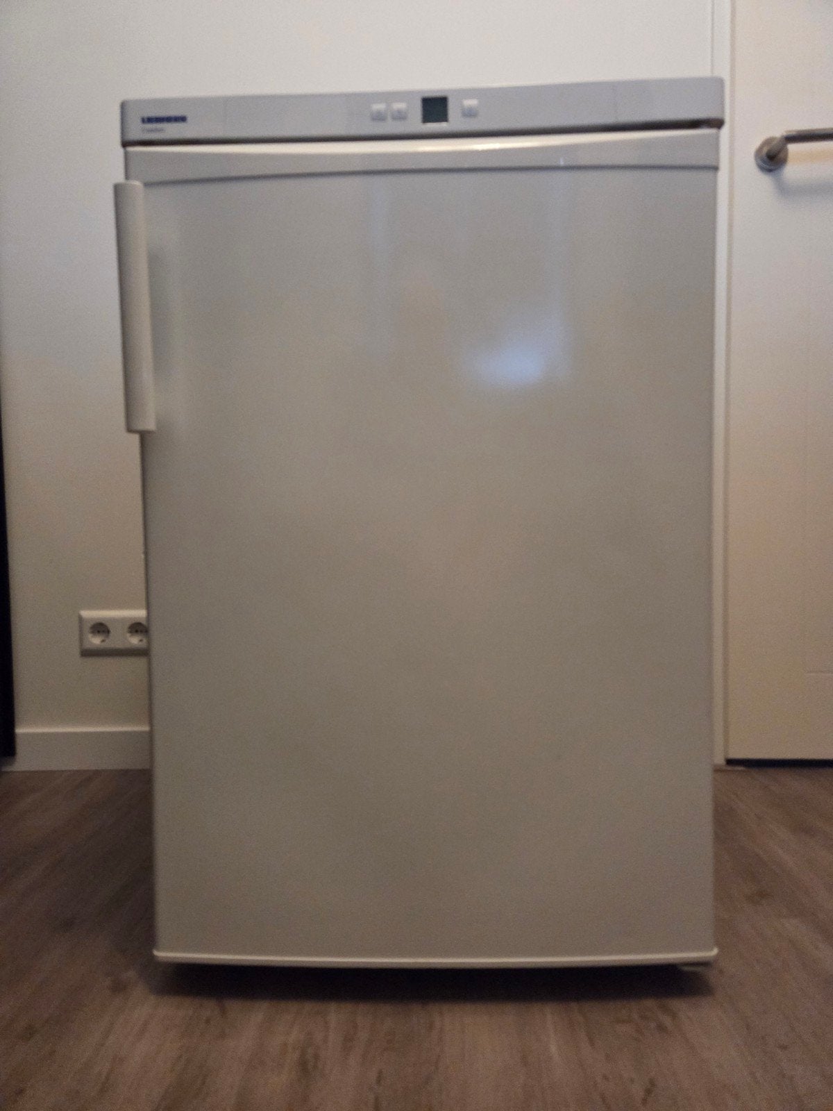 Liebherr tafelmodel vrieskast, Witgoed en Apparatuur, Vriezers en Diepvrieskisten, Minder dan 60 cm, Zo goed als nieuw, Vrijstaand