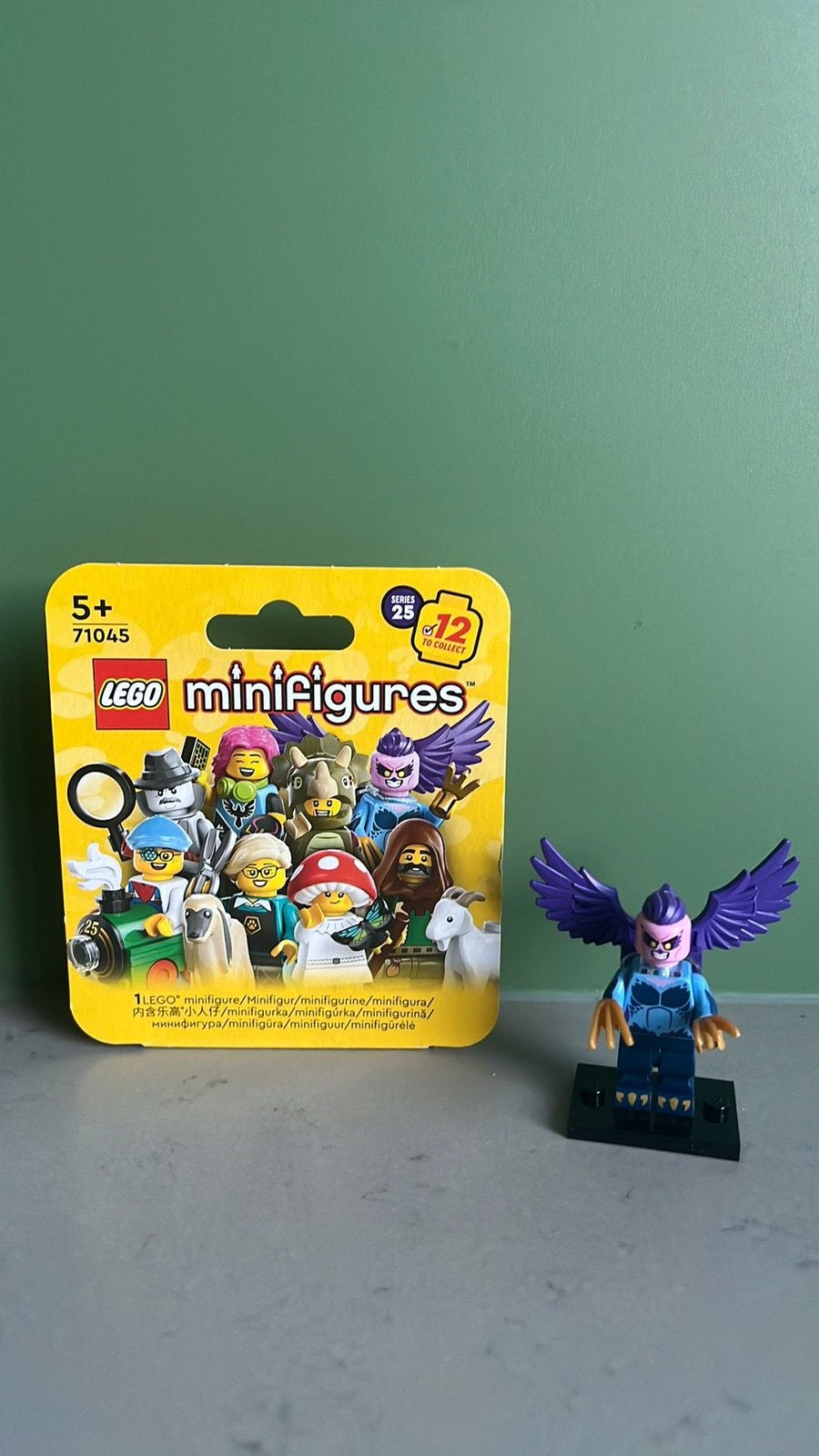 Lego minifigure serie 25 - harpy, Ophalen of Verzenden, Zo goed als nieuw
