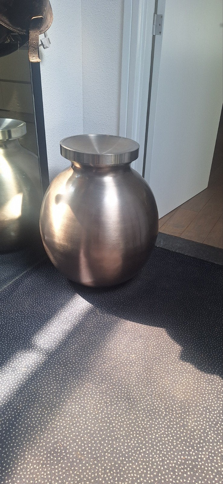 Grote RVS Vaas - 70cm Hoog, 175cm Omtrek, Huis en Inrichting, Woonaccessoires | Vazen, Gebruikt, Ophalen of Verzenden, Metaal