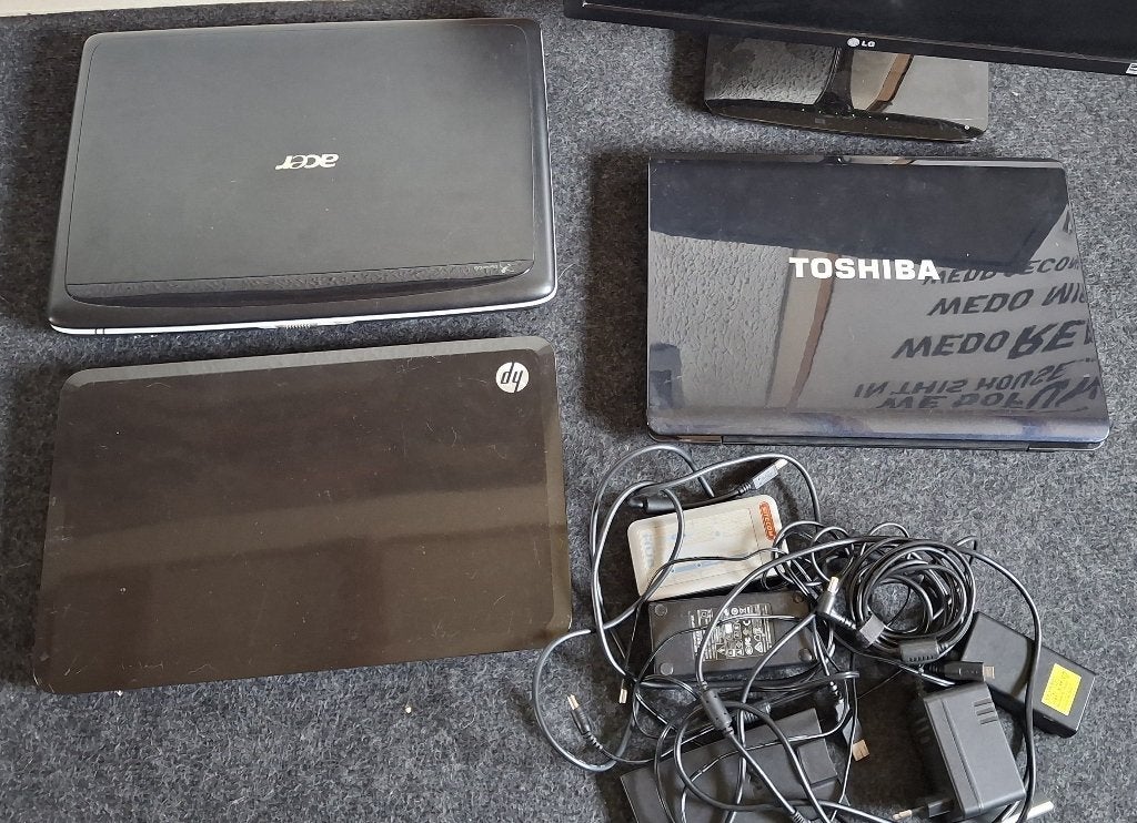 3 laptops en meer in 1 koopje:, Ophalen of Verzenden, Gebruikt