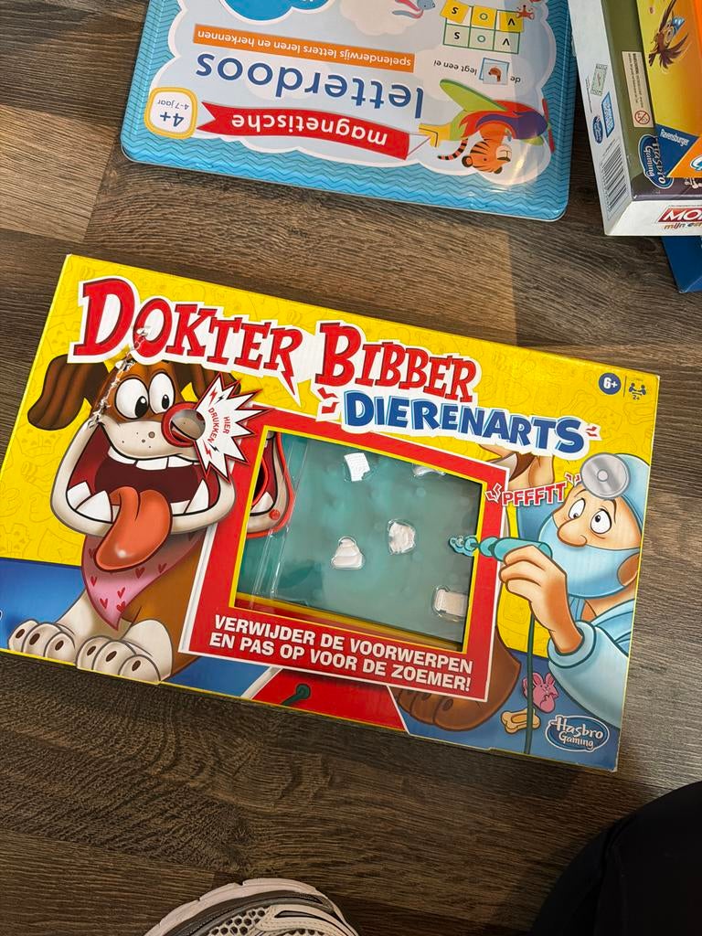 Dokter Bibber Dierenarts - Klassiek gezelschapsspel, Een of twee spelers, Ophalen of Verzenden, Gebruikt