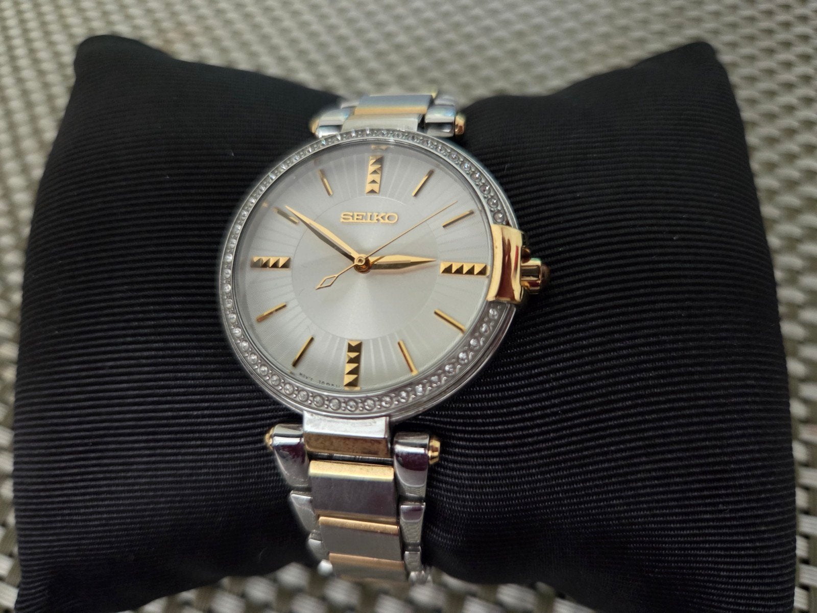 Seiko dames bi color, Staal, Polshorloge, Ophalen of Verzenden, Zo goed als nieuw