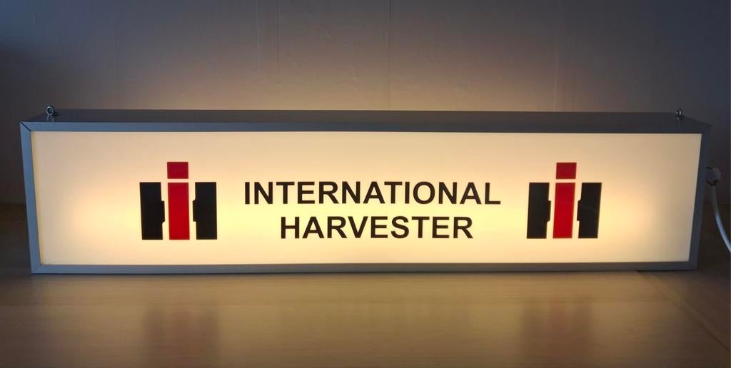 International Harvester Lichtbak - 100x23cm, Ophalen
