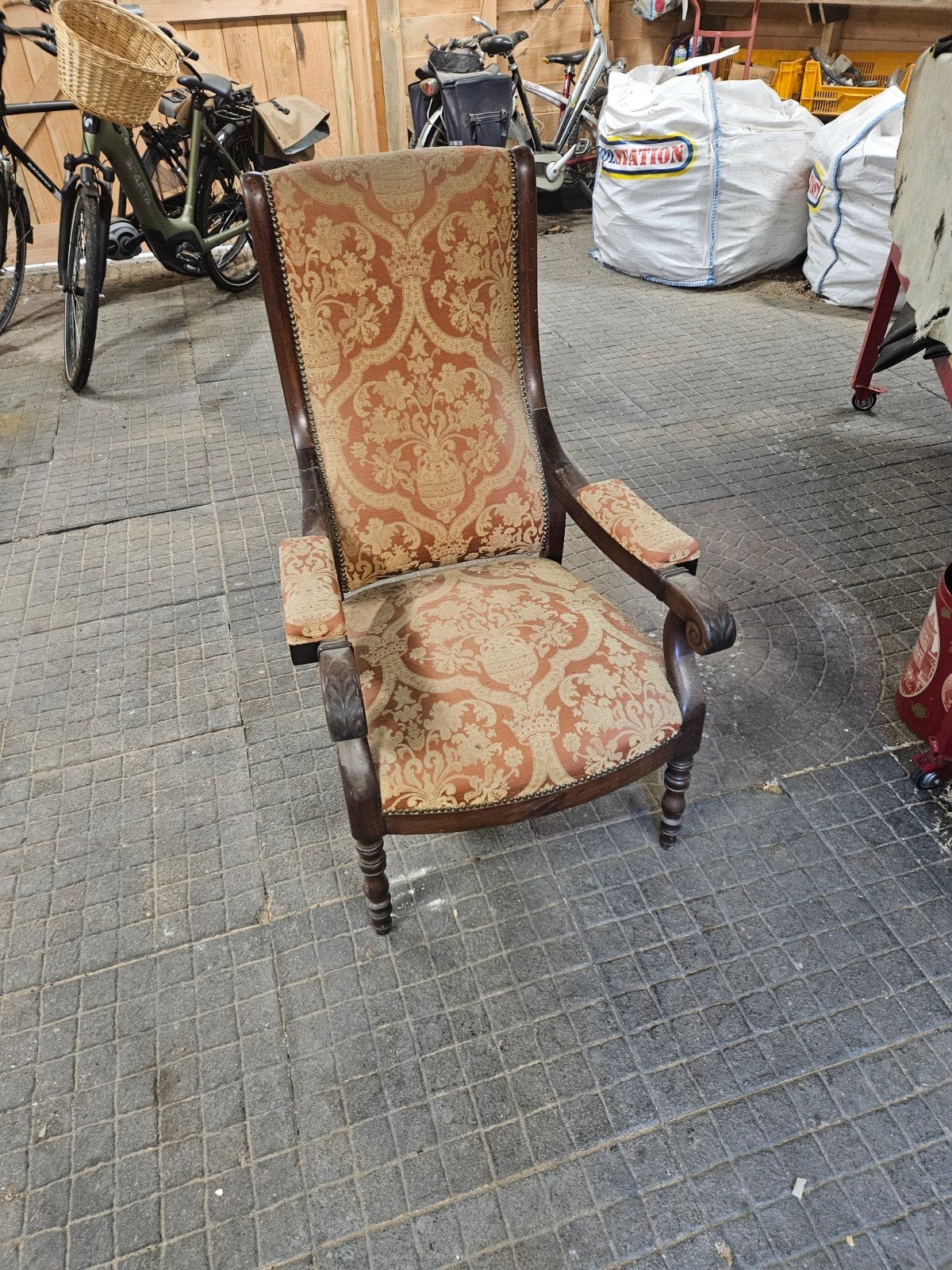 Stoel biedermeier, Ophalen