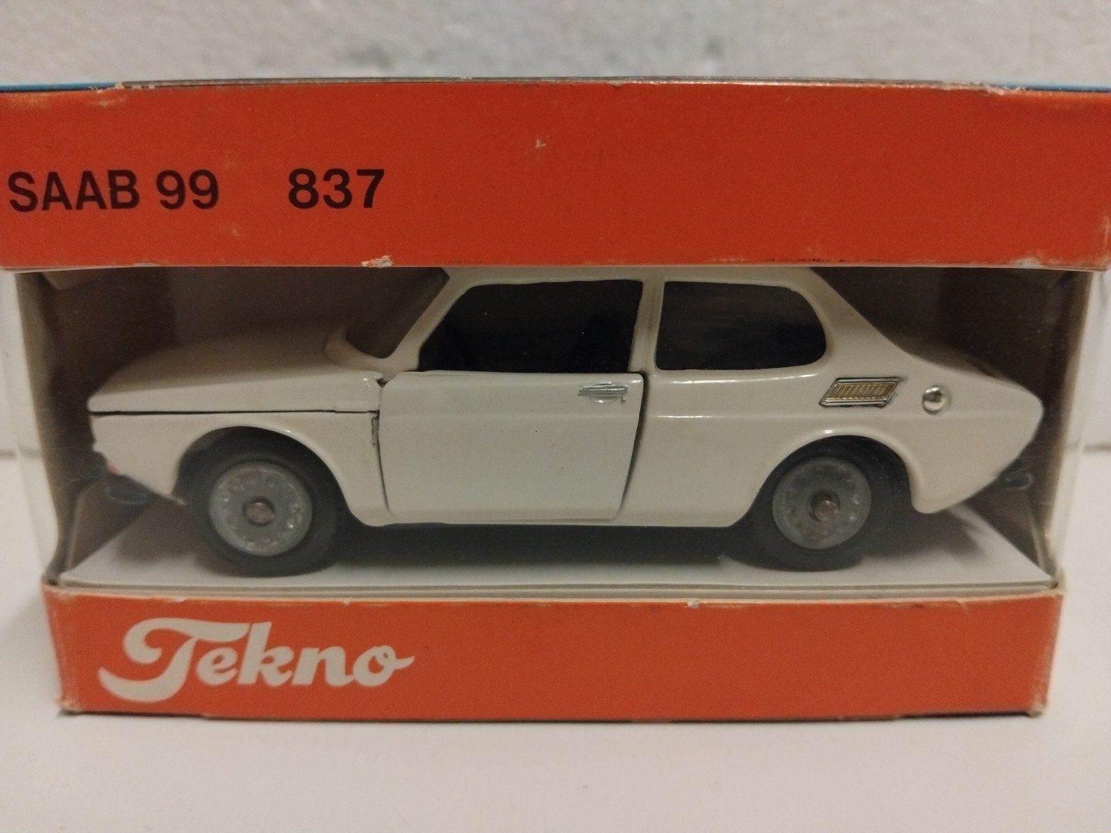 Tekno #837 Denmark 1:43 SAAB 99 white boxed, Ophalen of Verzenden, Zo goed als nieuw, Auto, Overige merken