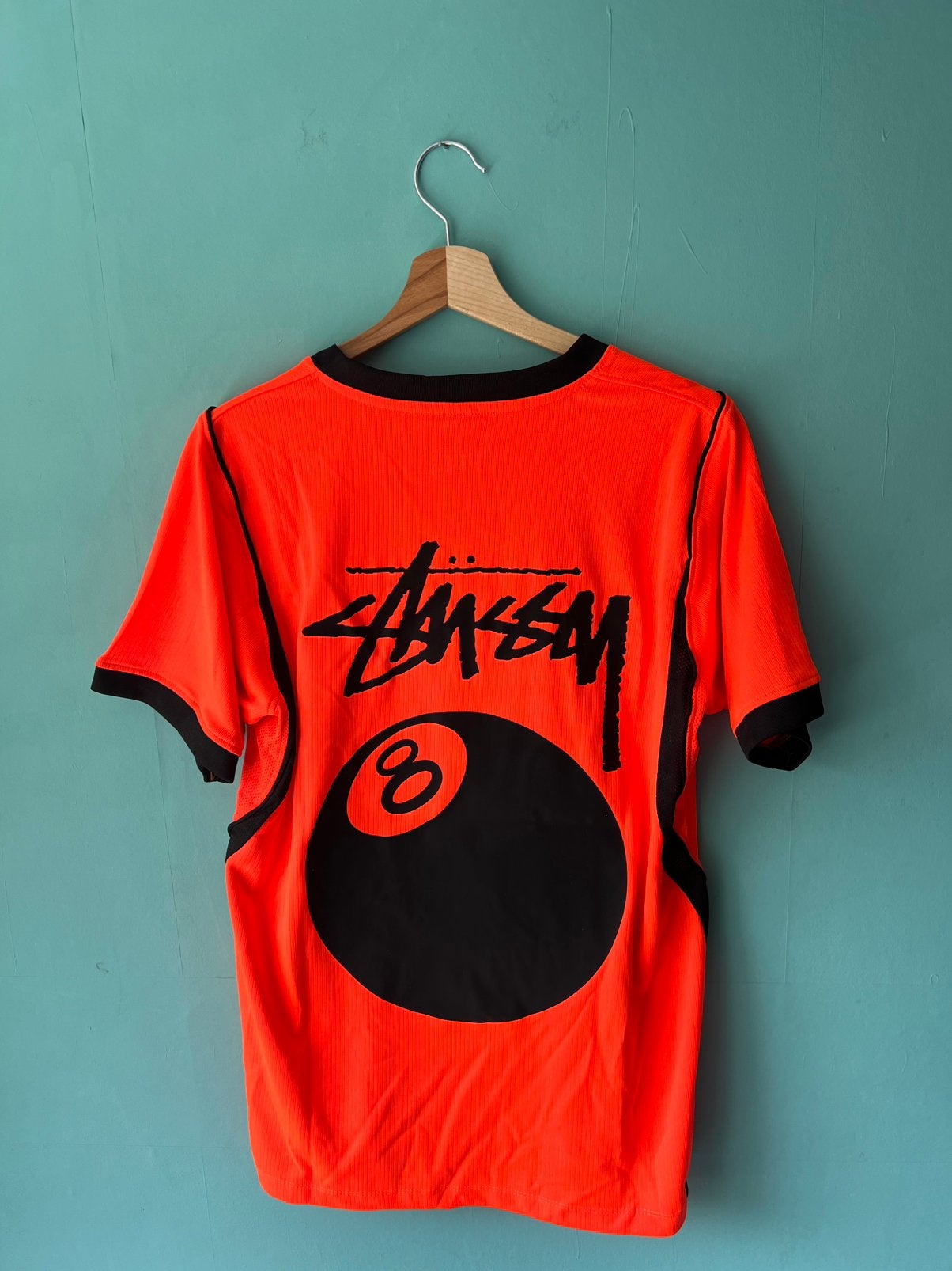Nederlands elftal thuisshirt WK 2026 Stüssy 8 Ball Maat M, Maat 48/50 (M), Nieuw, Oranje, Ophalen of Verzenden