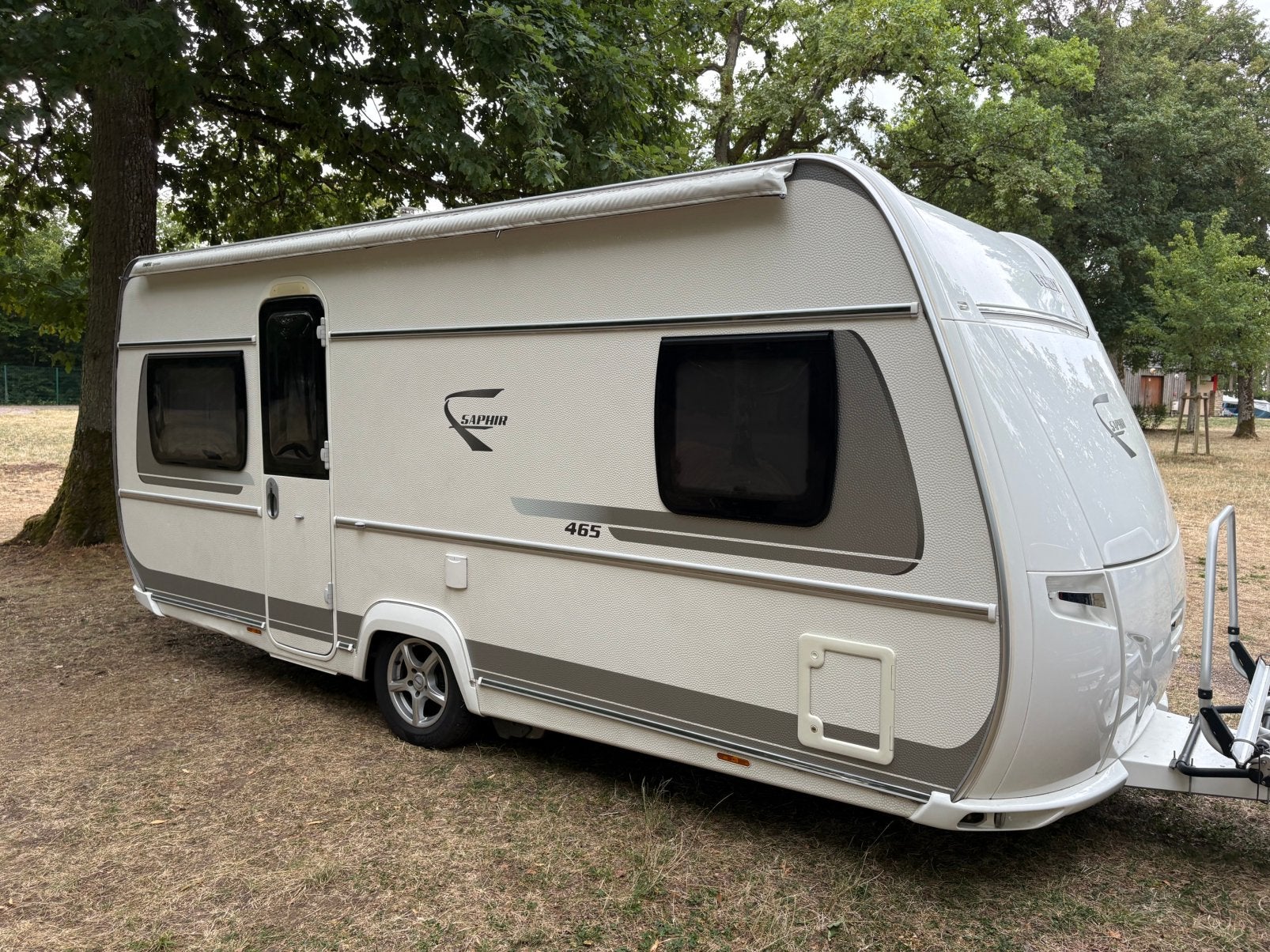 Fendt Caravan Saphir 465 SFB Airco, mover, luifel,voortent, Caravans en Kamperen, Rondzit, Particulier, Fendt, 5 tot 6 meter