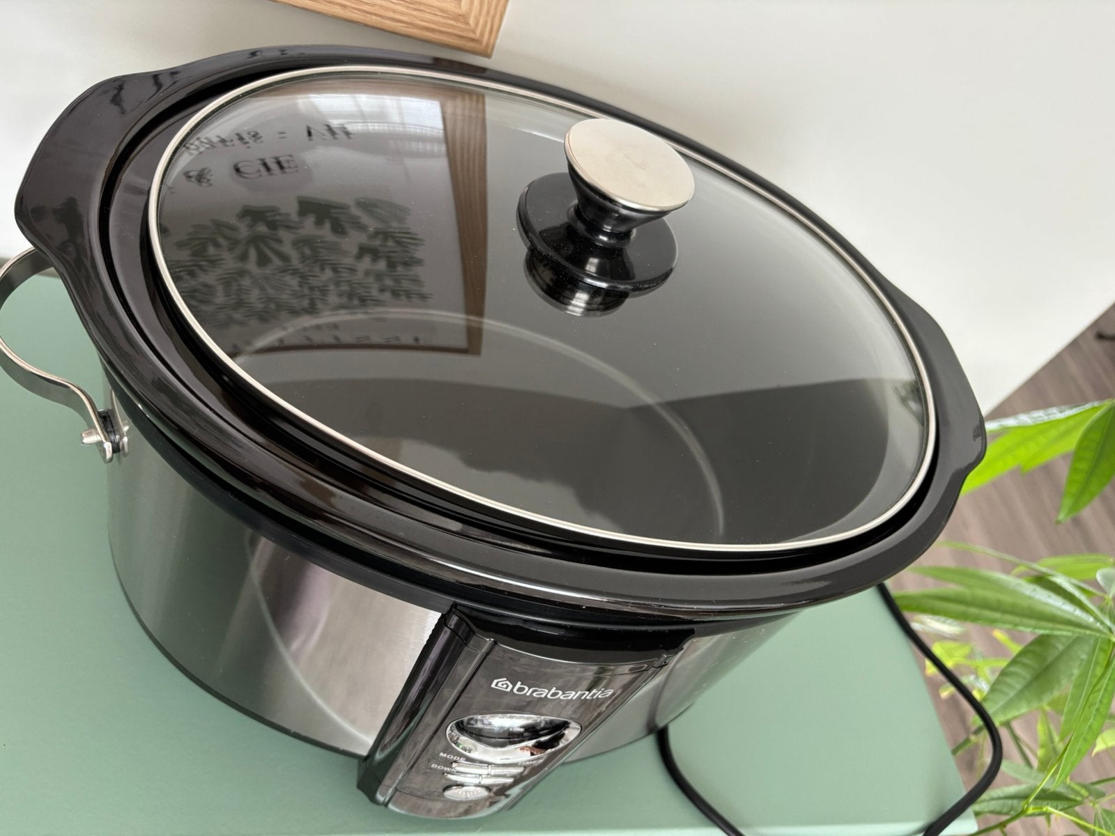 Mooie zgan Brabantia BBEK1083 Slowcooker 6,5 liter, Witgoed en Apparatuur, Ophalen, Timer, Zo goed als nieuw