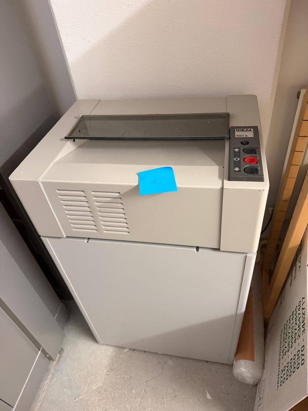 IDEAL 4001 B Papiervernietiger - Robuust en Betrouwbaar, Diversen, Ophalen, Gebruikt