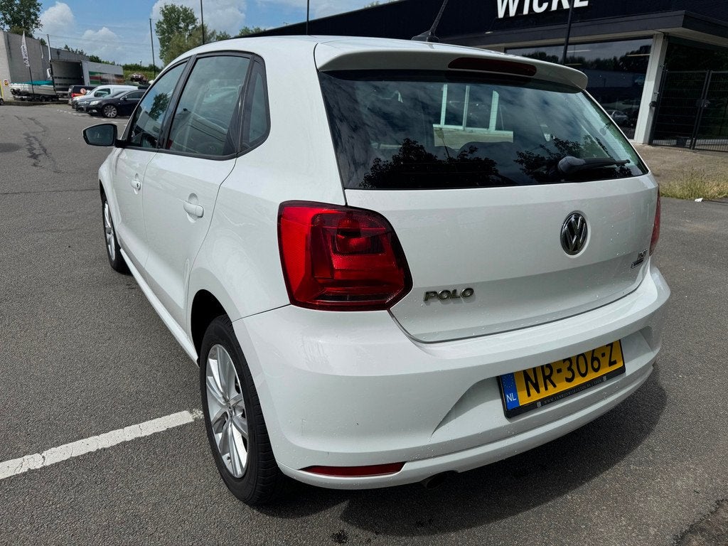 Volkswagen Polo 1.2 TSI Comfortline navigatie Airco Bluetoot, Stof, 4 cilinders, Wit, Origineel Nederlands