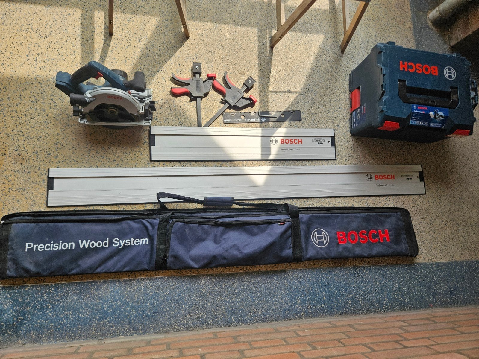 Bosch GKS 18V-57 G cirkelzaag met linealen, Ophalen, 1200 watt of meer, Cirkelzaag, 30 tot 70 mm