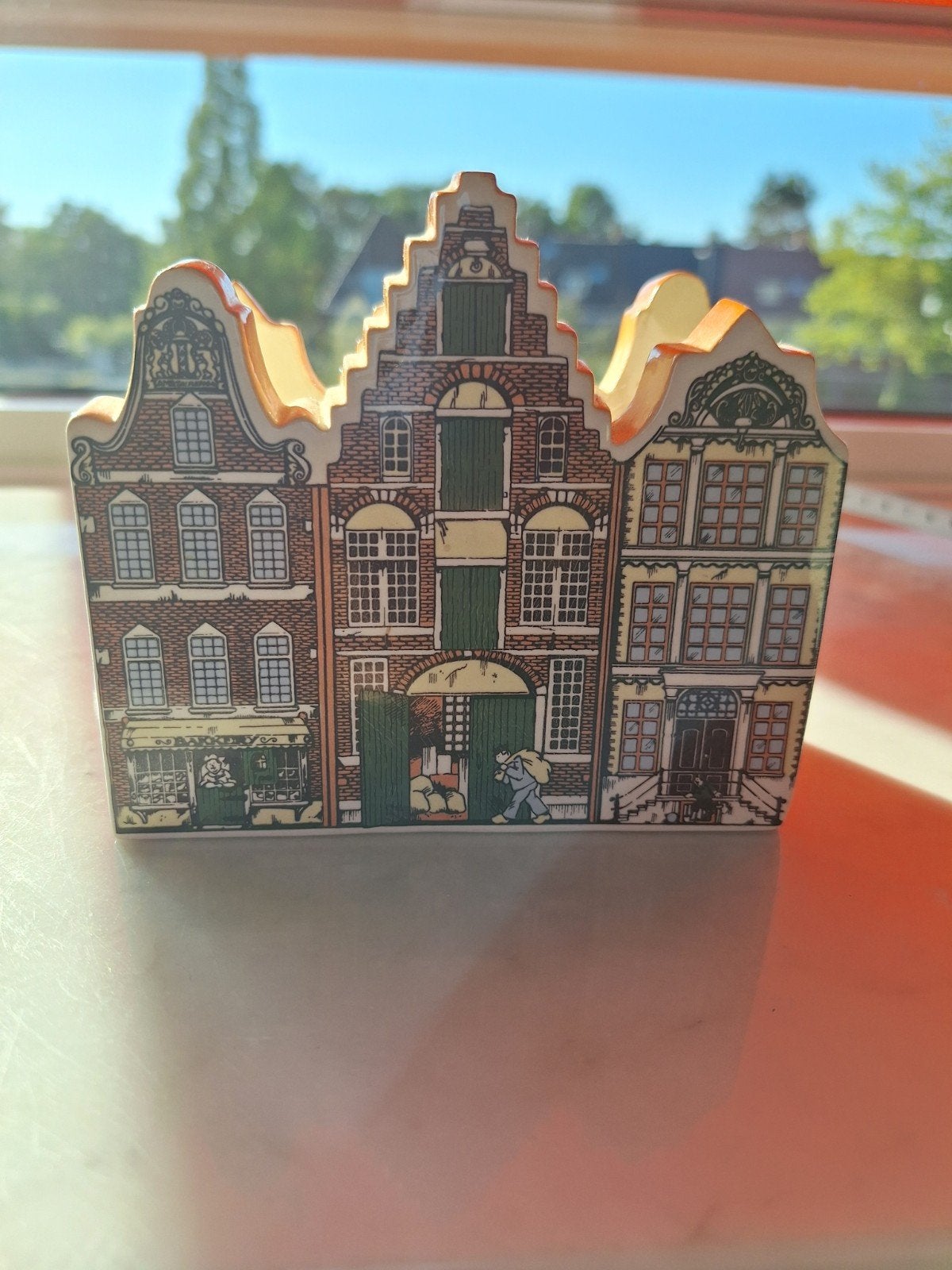 Decoratieve grachtenpandjes servethouder, Meerkleurig, Ophalen of Verzenden, Steen/keramiek, Klassiek