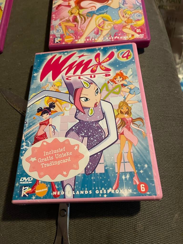 Winx Club DVD - Nederlands Gesproken - Inclusief Tradingcard, Avontuur, Gebruikt, Ophalen of Verzenden, Vanaf 6 jaar