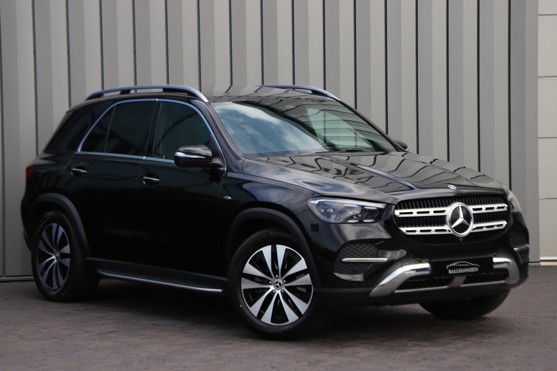 Mercedes-Benz GLE 400e 4-Matic Luxury Line | 381PK | Pano |, Auto's, Automaat, Gebruikt, 4 cilinders, Zwart