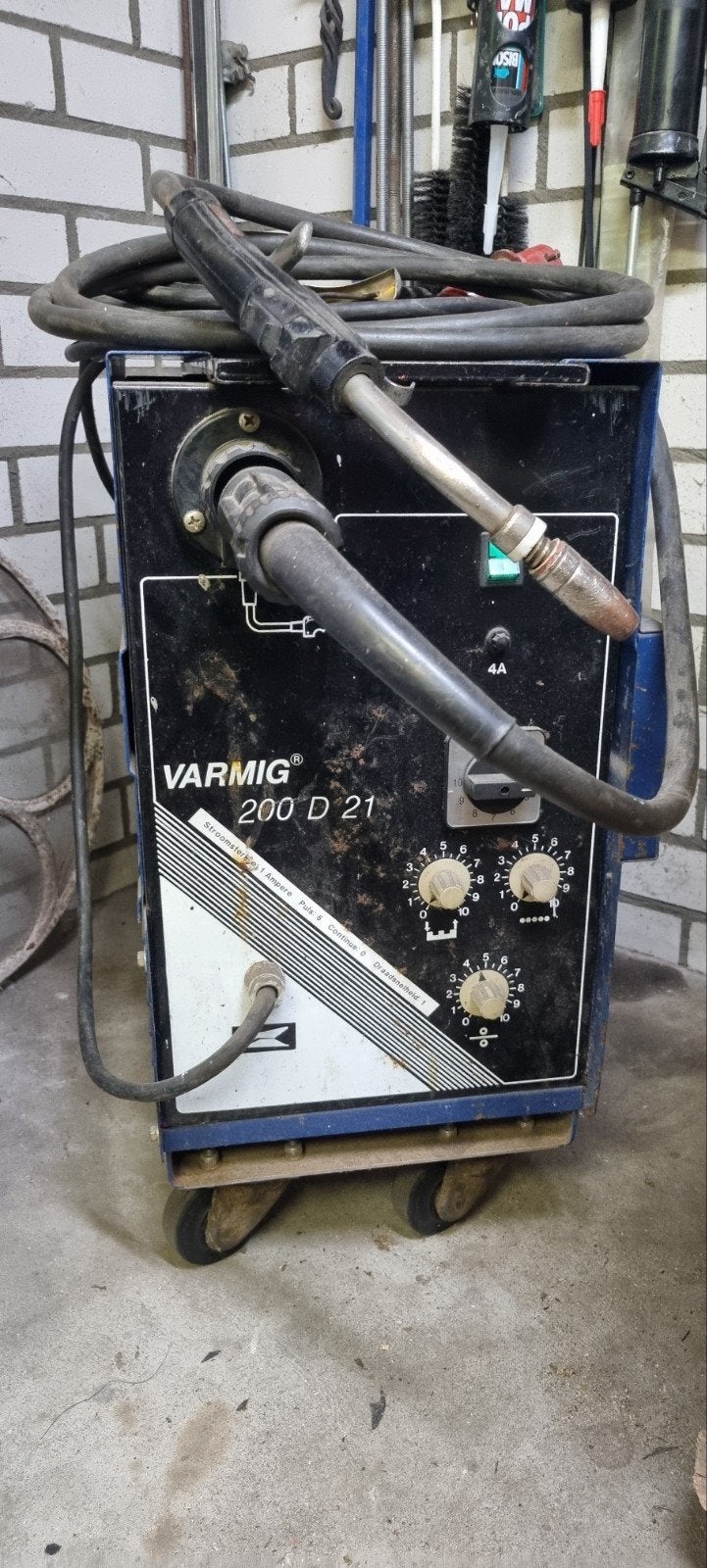 Varmig 200 D 21 MIG/MAG Lasapparaat - Gebruikt, Ophalen, Gebruikt, 150 tot 250 ampère, Co2