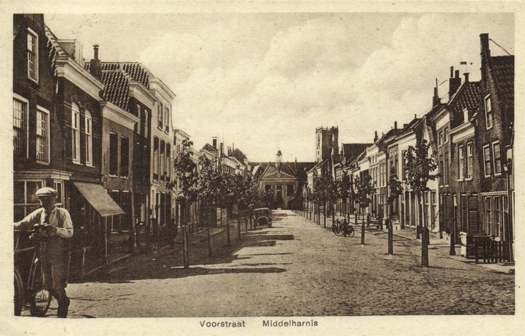 Voorstraat - Middelharnis - auto fiets - 1933 gelopen, Verzenden, 1920 tot 1940, Gelopen, Zuid-Holland