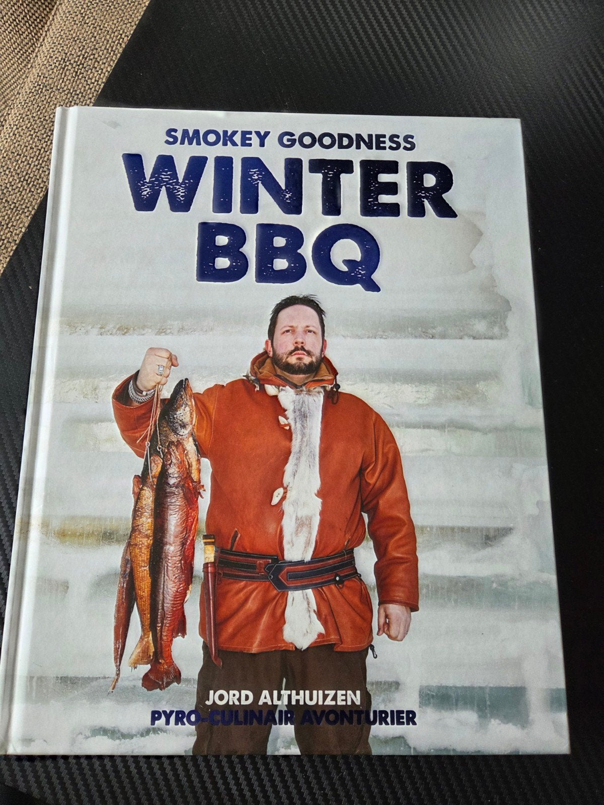 Smokey Goodness Winter BBQ - Jord Althuizen kookboek, Jord Althuizen, Ophalen of Verzenden, Overige gebieden, Hoofdgerechten
