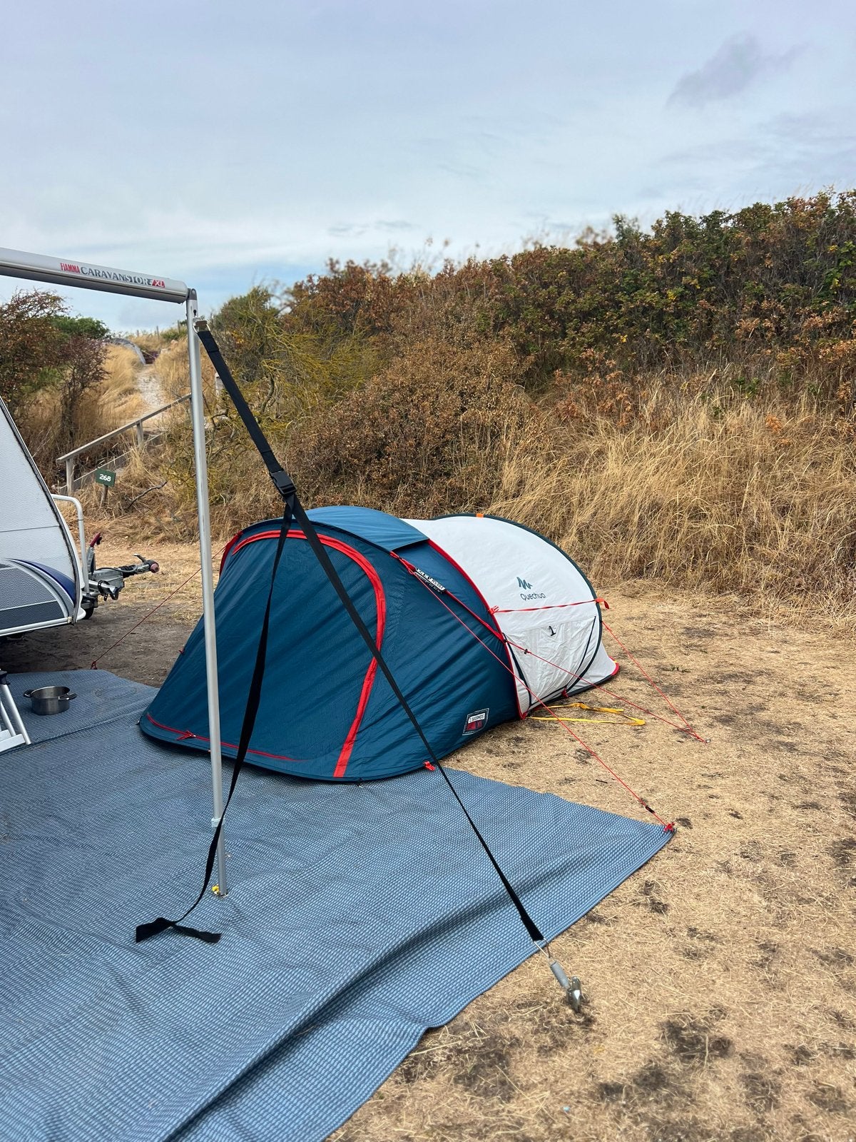 Quechua 2 Seconds 2 XL Pop-up Tent, Ophalen, Gebruikt, Tot en met 2