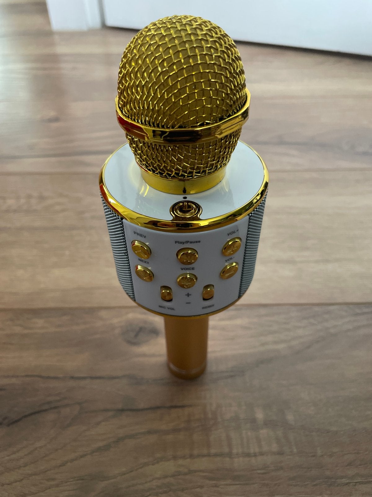Leuke gouden kindermicrofoon voor karaoke en zingen, Ophalen, Zo goed als nieuw, Zangmicrofoon