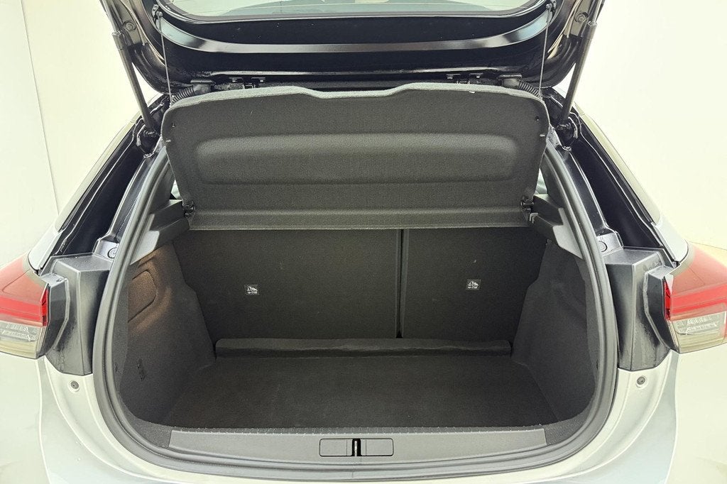 Opel Corsa 1.2 Turbo 8-traps Aut. GS Automaat | Navigatie vi, Stof, Gebruikt, Hybride Elektrisch/Benzine, 3 cilinders