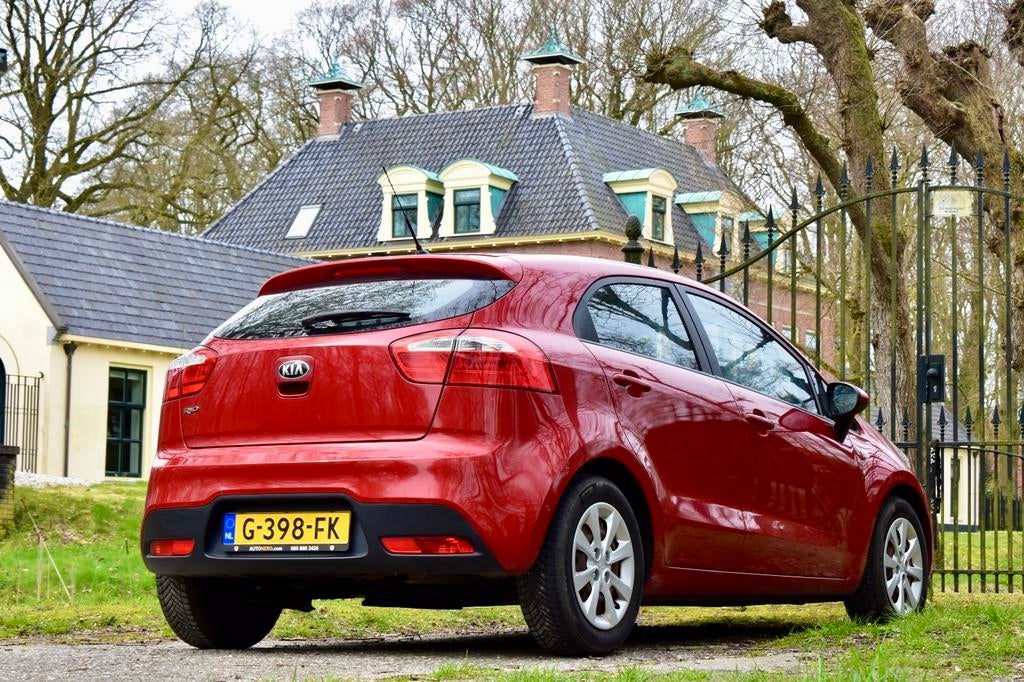 Kia Rio 1.2  | Airco | 5-deurs | Zeer zuinig | APK 12-‘26, Auto's, Kia, Voorwielaandrijving, 450 kg, 40 €/maand, 4 cilinders