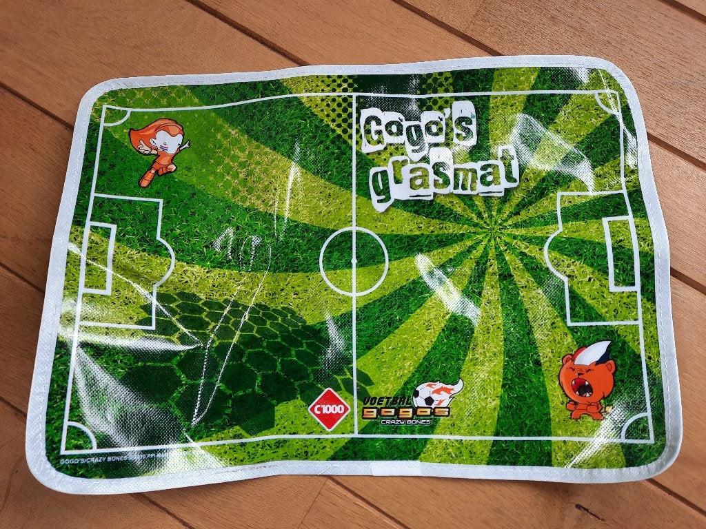 ORANJE VOETBAL GOGO'S grasmat placemat - nieuw -, Ophalen of Verzenden, Nieuw, Oranje of Koningsdag