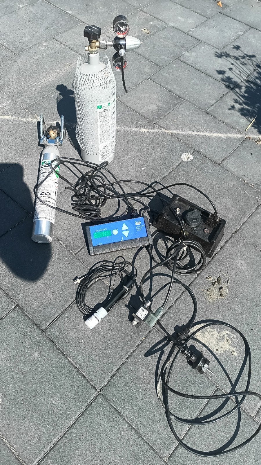Dennerle co2 ph controller computer zeer uitgebreide set, CO₂-systeem, Gebruikt, Inclusief toebehoren, Dennerle